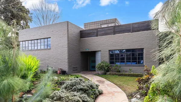 1018 W Morris Avenue, Modesto, CA 95350