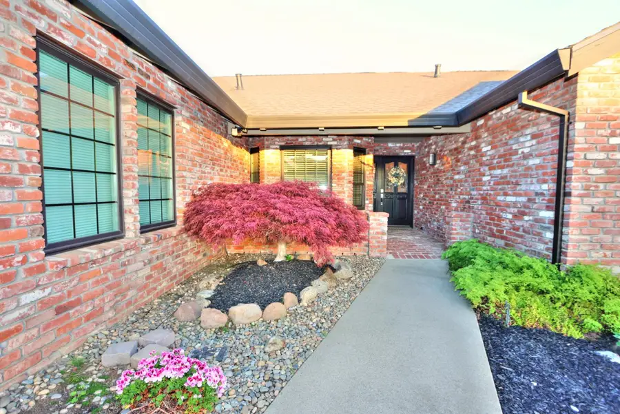 3802 Sweetwater Drive, Rocklin, CA 95677 - #3