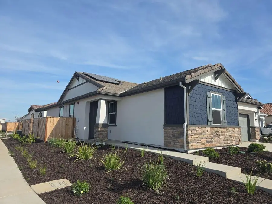 10327 Dal Court, Elk Grove, CA 95757 - #2