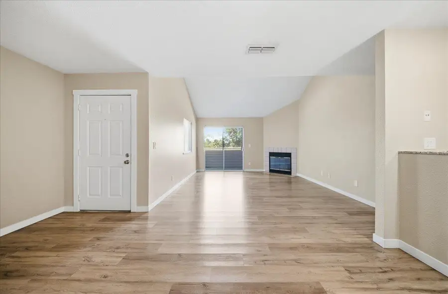 1019 Dornajo Way #217, Sacramento, CA 95825 - #3