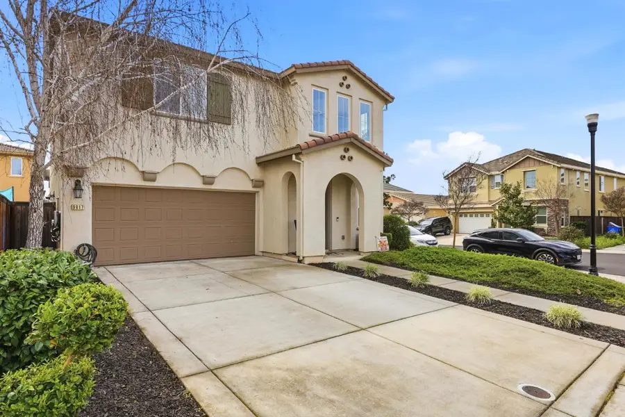 9817 Carico Way, Elk Grove, CA 95757 - #2