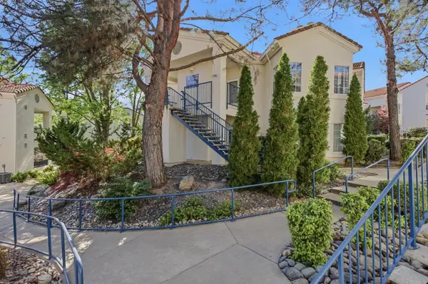202 Beachcomber Drive, Rocklin, CA 95677