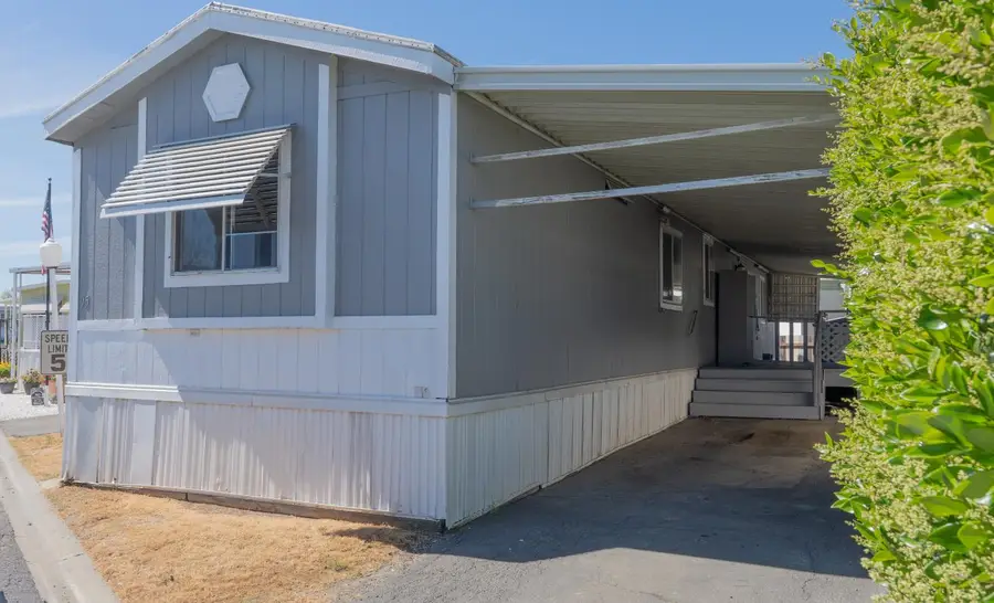 1400 Meredith Avenue #95, Gustine, CA 95322 - #3