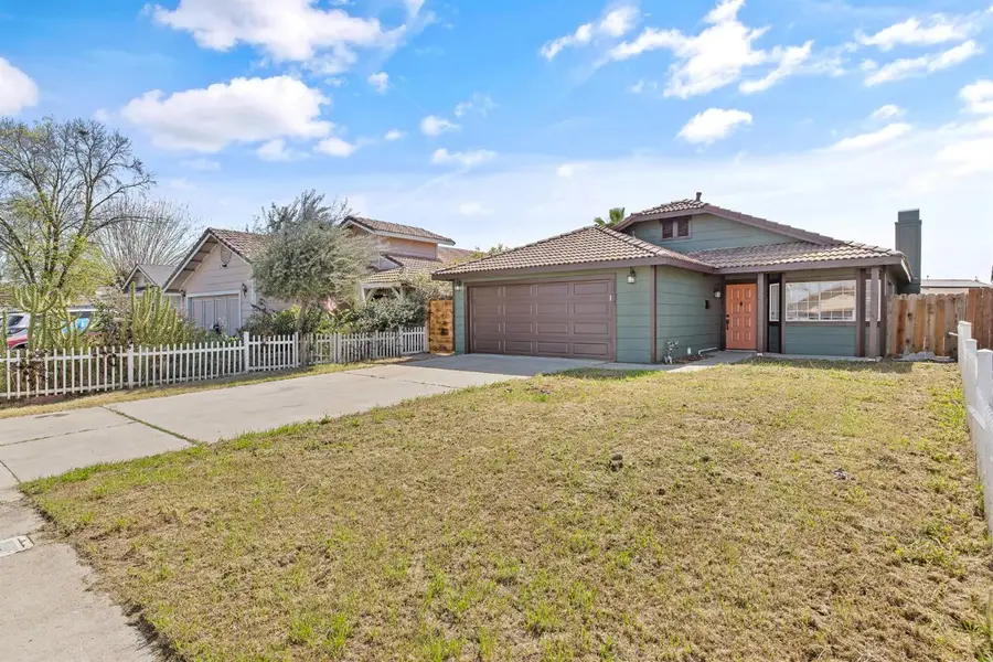 1171 State Street, Hanford, CA 93230 - #2