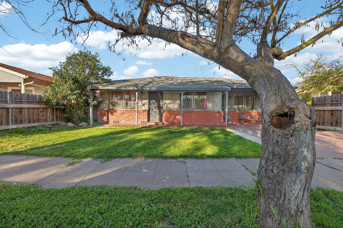 2035 S Hunter Street, Stockton, CA 95206 - #1