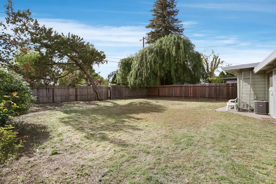 6335 N Pershing Avenue, Stockton, CA 95207 - #2