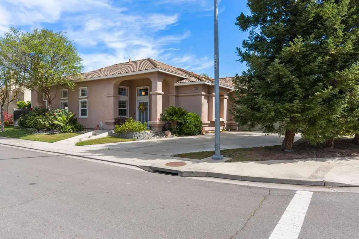 2100 Paramont Way, Modesto, CA 95355 - #1