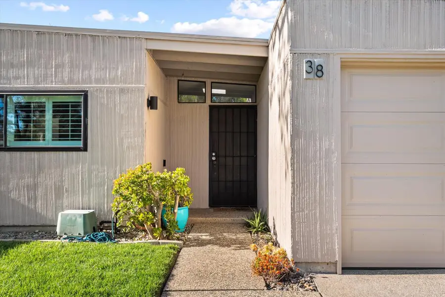38 Chief Court, Sacramento, CA 95833 - #2