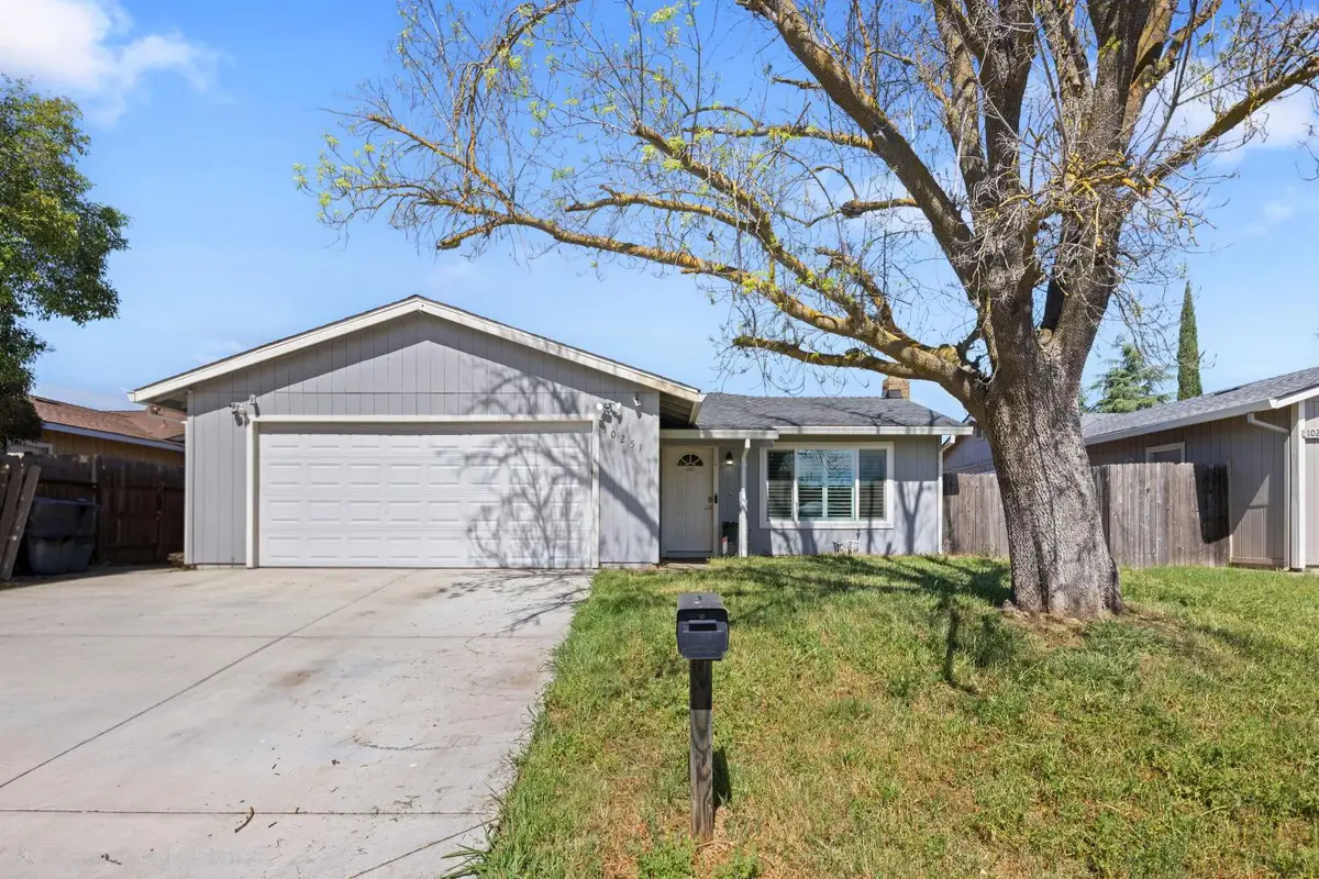 10251 Ellenwood Avenue, Sacramento, CA 95827 - #1