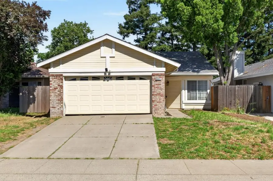 5331 Blue Sapphire Court, Elk Grove, CA 95758 - #2
