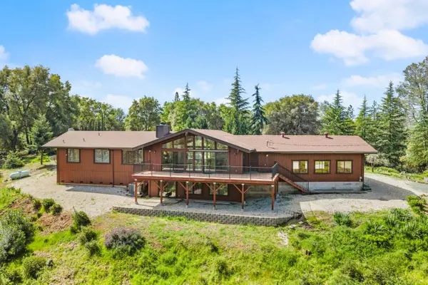 24717 Rodeo Flat Road, Auburn, CA 95602