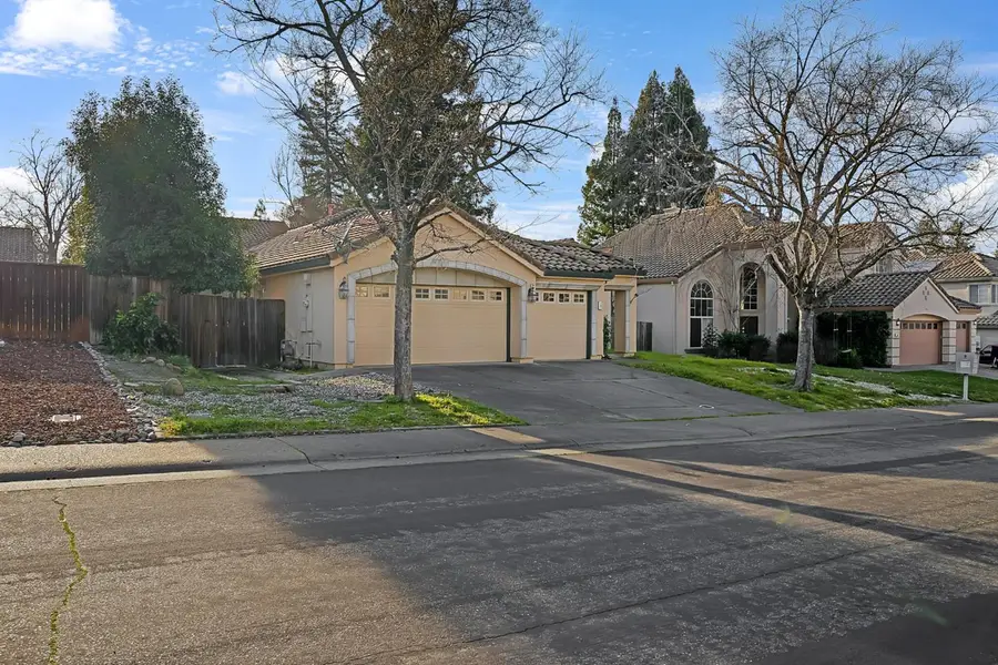 187 John Henry Circle, Folsom, CA 95630 - #2