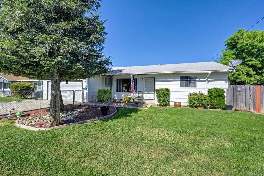 1195 Grand Avenue, Olivehurst, CA 95961 - #2