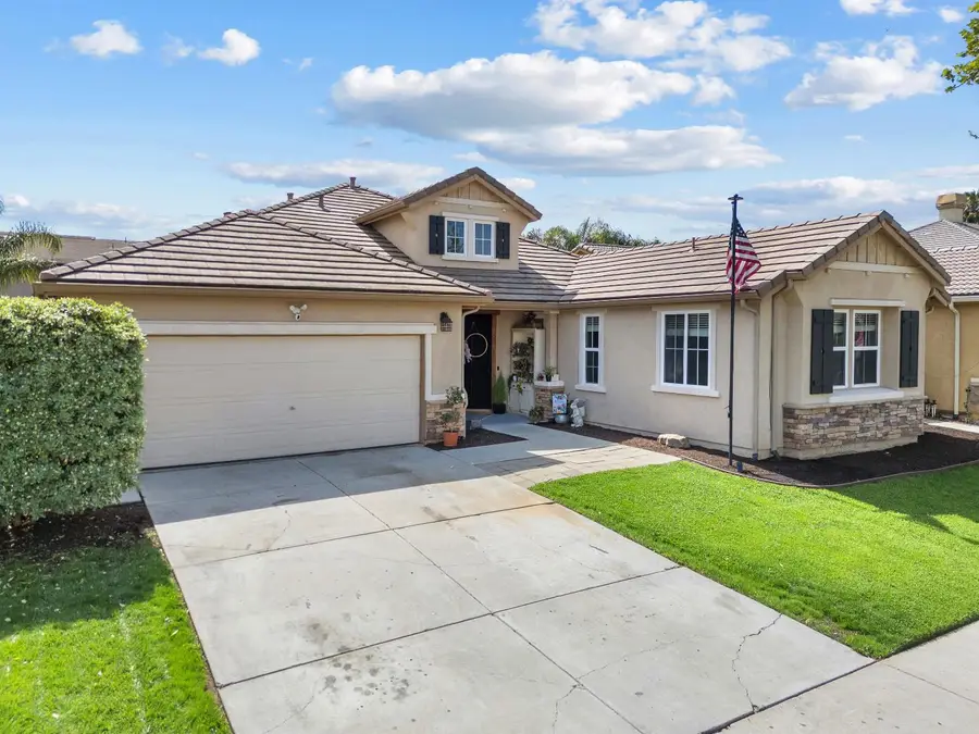 1418 Hunter Creek Drive, Patterson, CA 95363 - #2