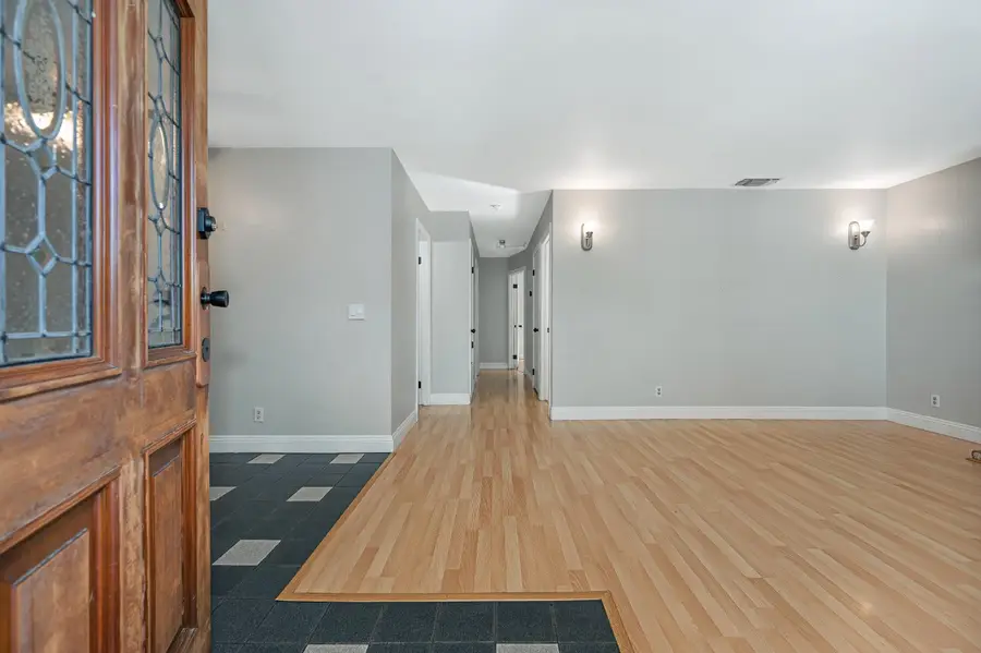 2806 Ganges Avenue, Davis, CA 95616 - #3