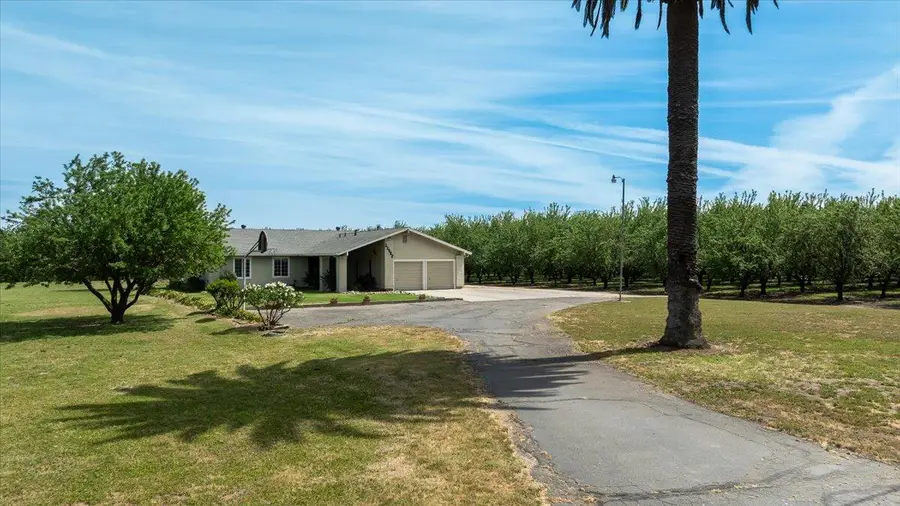 22082 Oleander Avenue, Manteca, CA 95337 - #3