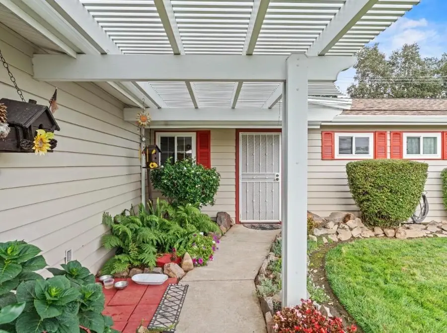 2439 Rhine Way, Elverta, CA 95626 - #2