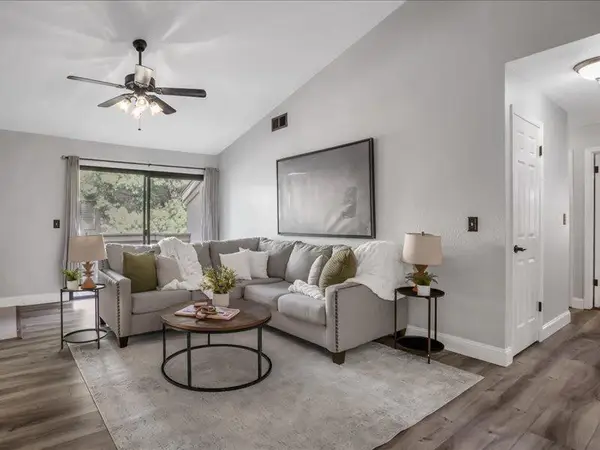 3400 Sullivan Court #220, Modesto, CA 95356