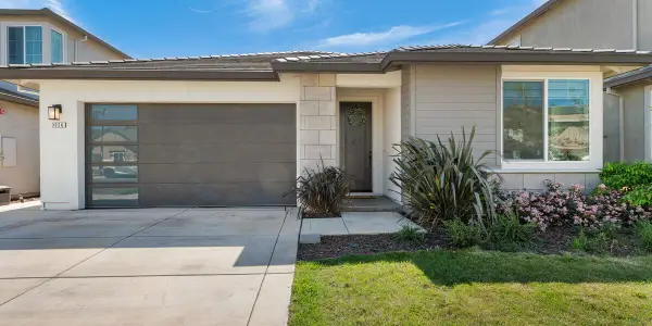 3026 Mulholland Drive, Lathrop, CA 95330