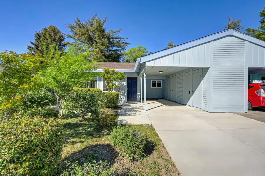 3211 Chesapeake Bay Avenue, Davis, CA 95616 - #3