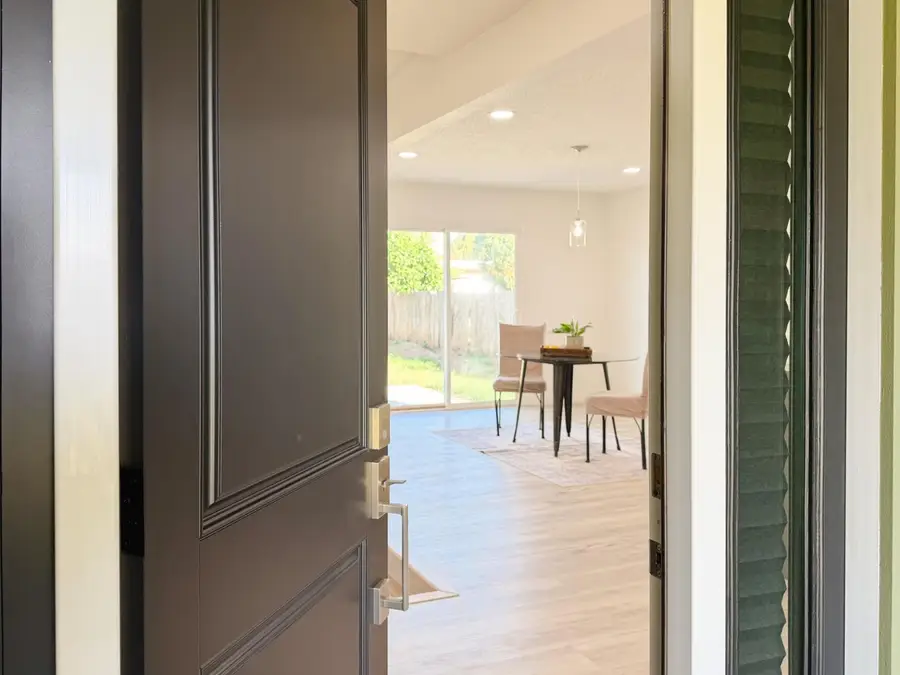 878 Carol Avenue, Merced, CA 95341 - #3