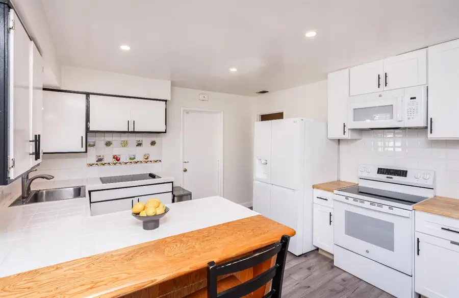 6224 Templeton Drive, Carmichael, CA 95608 - #3