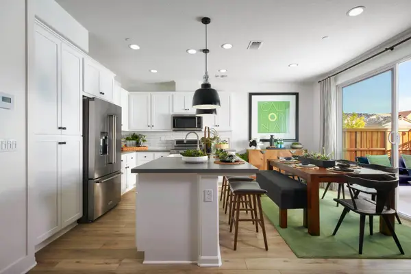 2410 Garden Farms Avenue #12, Lathrop, CA 95330