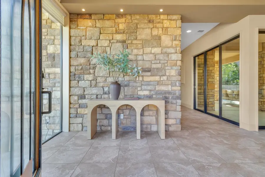 8 Kathy Court, Sacramento, CA 95831 - #3