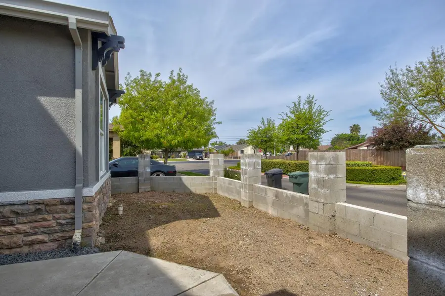 3006 Powers Avenue, Riverbank, CA 95367 - #3