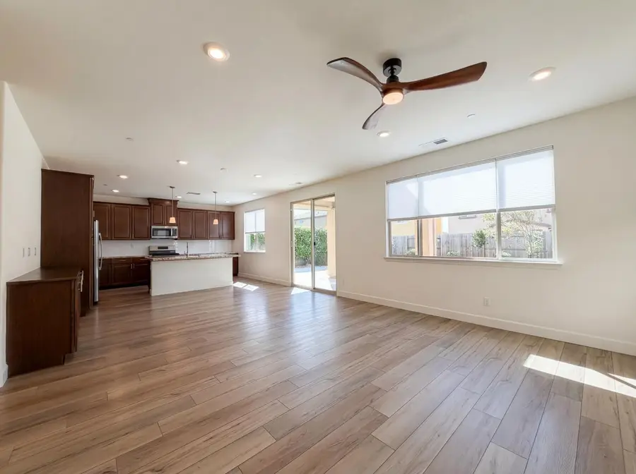 8778 Encore Way, Elk Grove, CA 95757 - #3