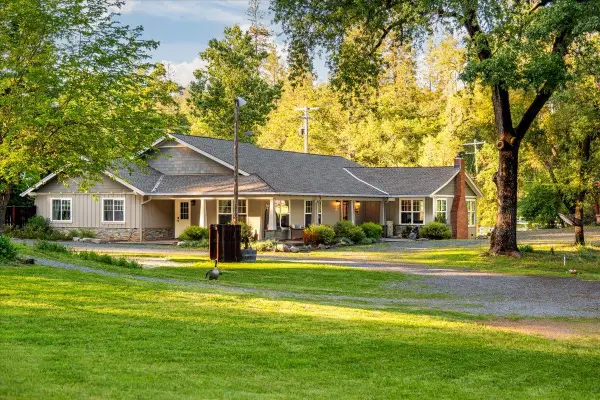 1010 Boole Road, Applegate, CA 95703