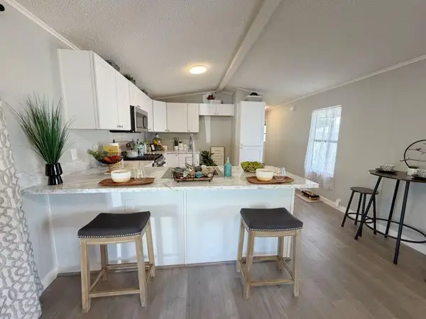 237 Majestic Lane, Sacramento, CA 95838