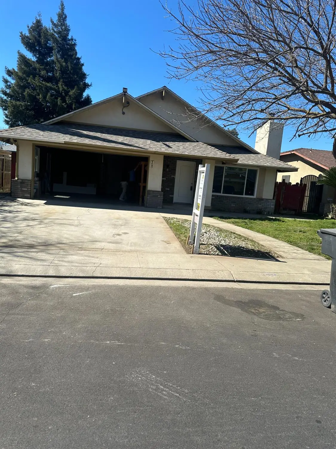 305 Boone Way, Modesto, CA 95351 - #1