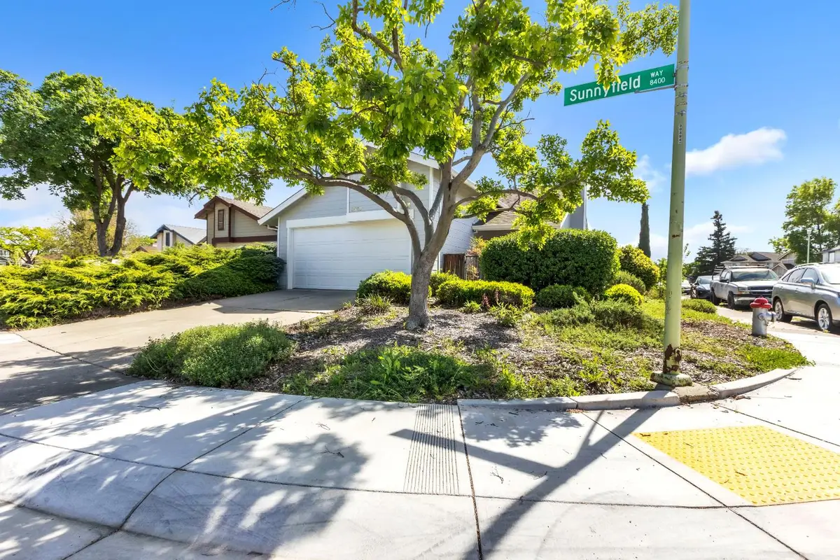 6400 Sunnyfield Way, Sacramento, CA 95823 - #1