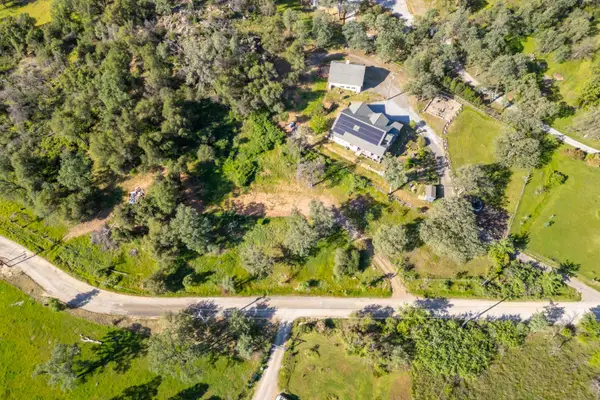 20127 Sunrise Drive, Redding, CA 96003