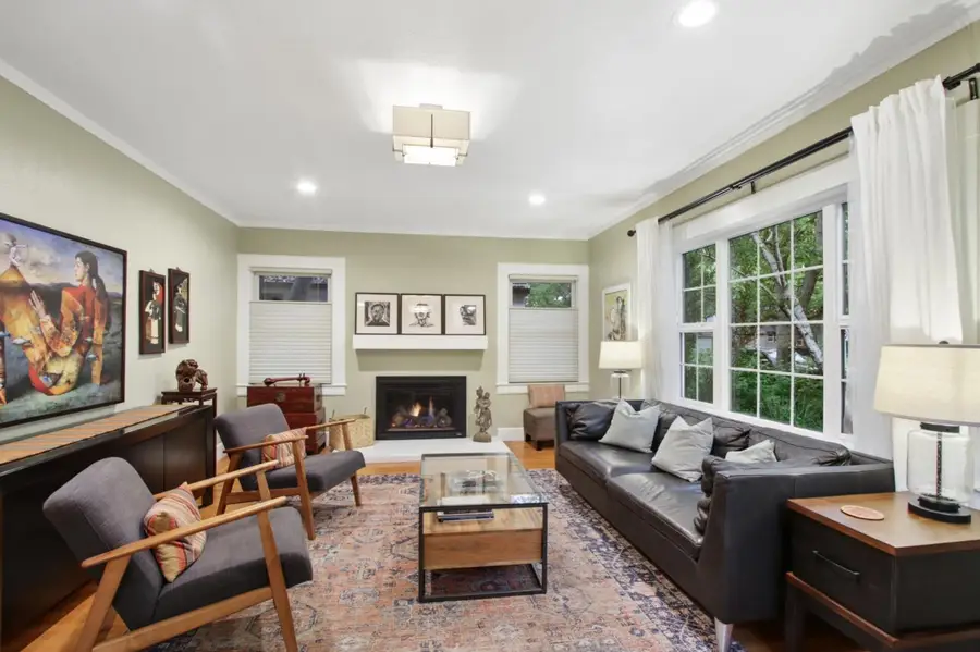 733 35th Street, Sacramento, CA 95816 - #3