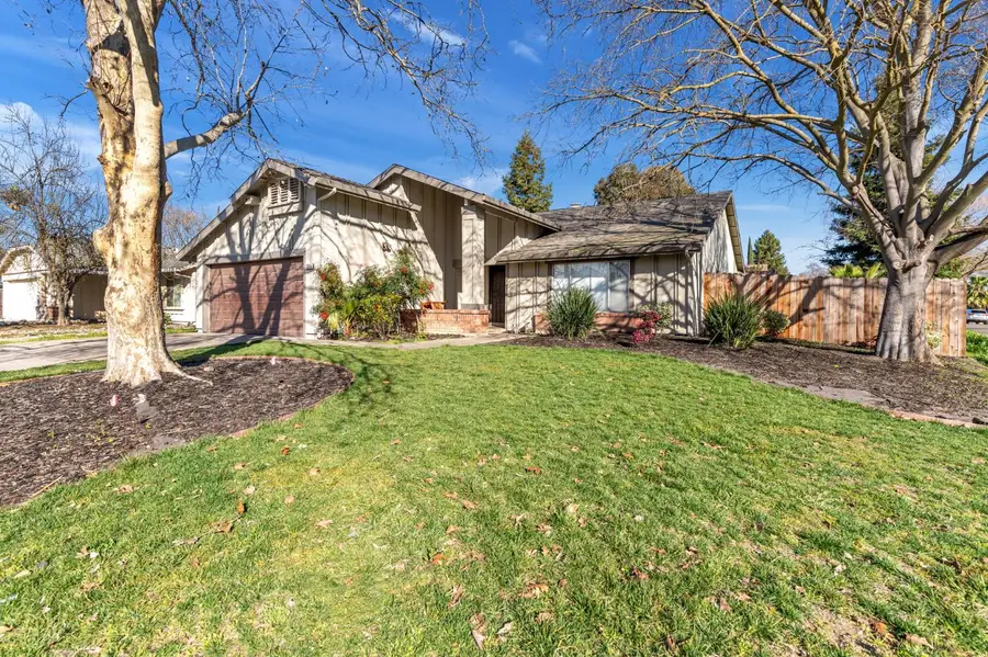 3046 Bridgeford Drive, Sacramento, CA 95833 - #2