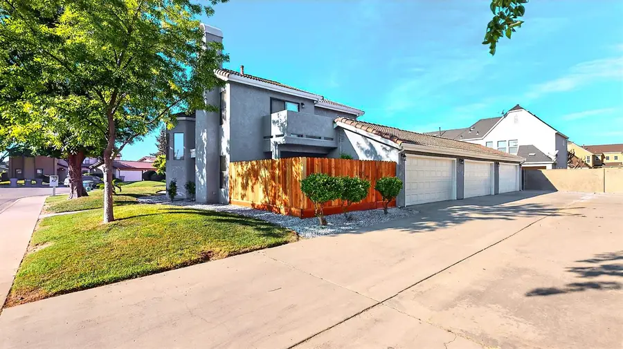 3661 La Mancha Place, Turlock, CA 95382 - #2