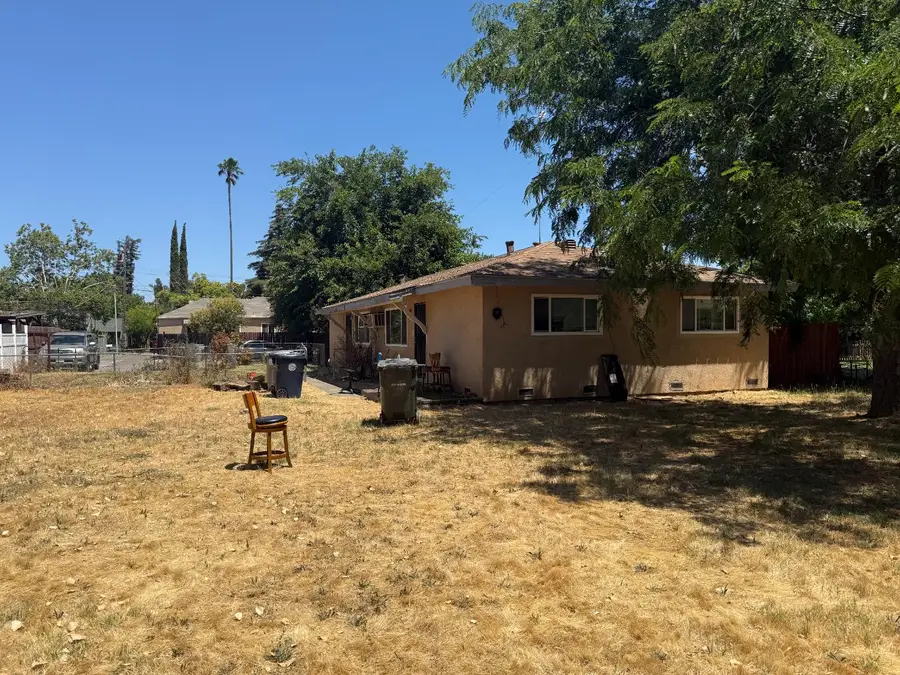 2660 19th Avenue, Sacramento, CA 95820 - #3