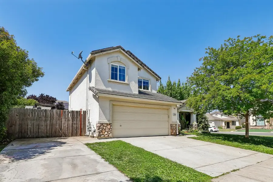 2258 Oregon Way, Yuba City, CA 95991 - #2