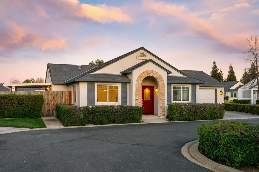 682 Village Drive, Galt, CA 95632 - #2