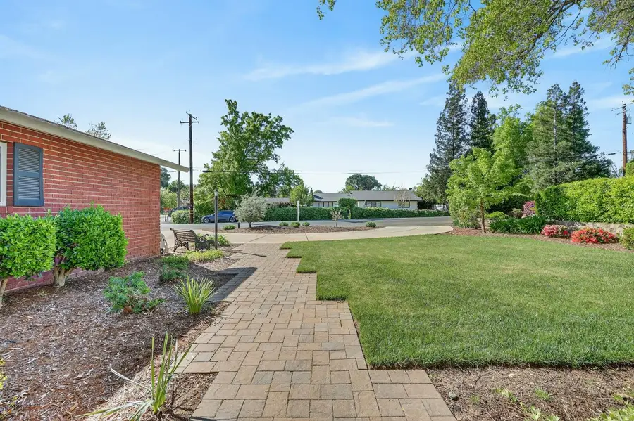 7927 Hanson Avenue, Citrus Heights, CA 95610 - #2