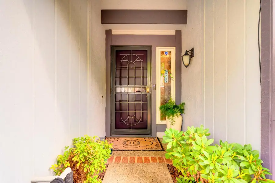 1916 Oak Bluff Way, Sacramento, CA 95833 - #3