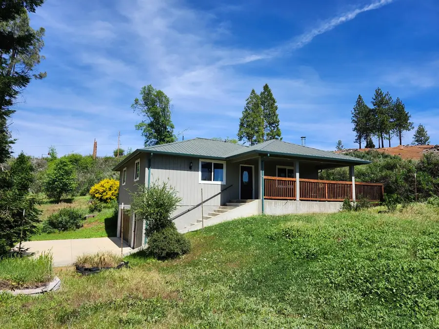 10006 Wendell Road, Mountain Ranch, CA 95246 - #3