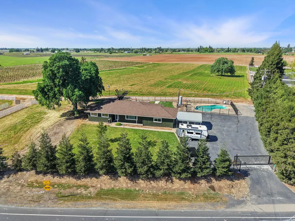 18211 E Jahant Road, Acampo, CA 95220 - #1