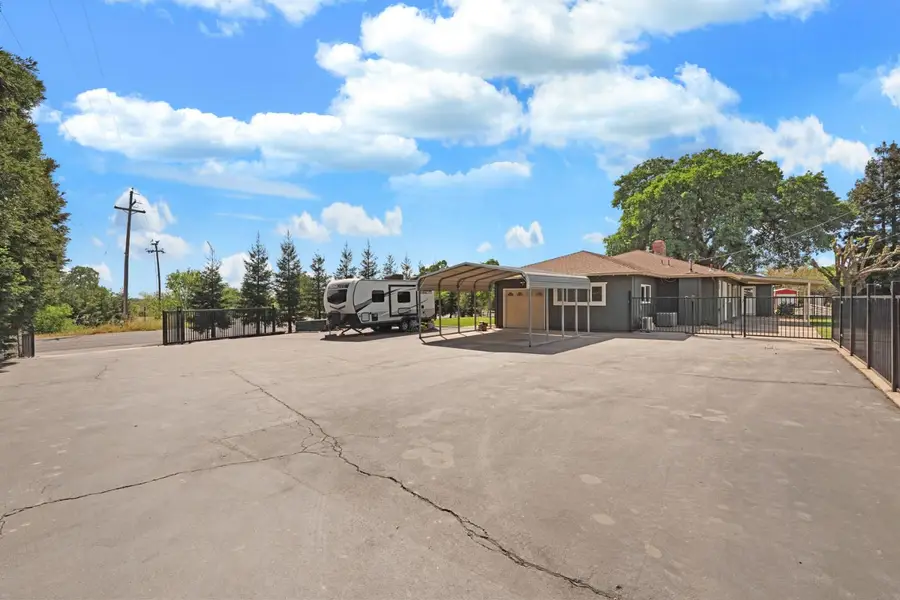 18211 E Jahant Road, Acampo, CA 95220 - #3