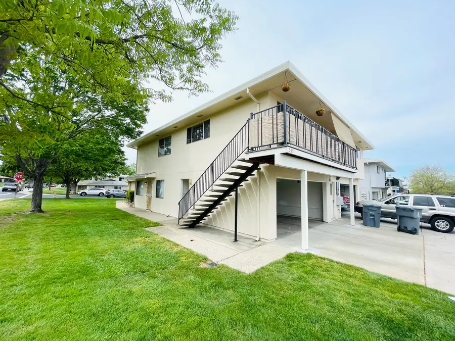 3614 Sapphire Drive #2, Auburn, CA 95602 - #2