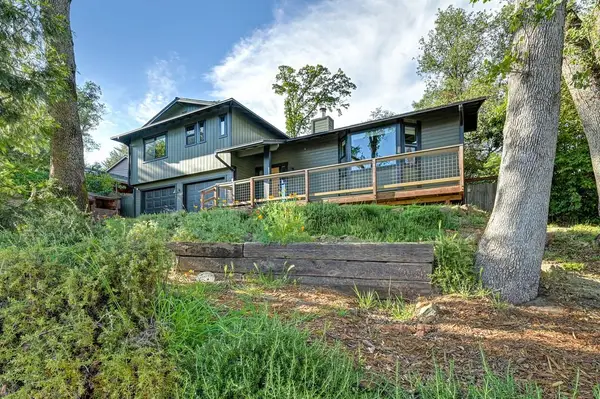 119 Toyon Drive, Auburn, CA 95603