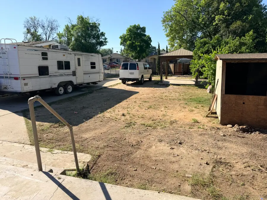 322 Pine Street, Modesto, CA 95351 - #3