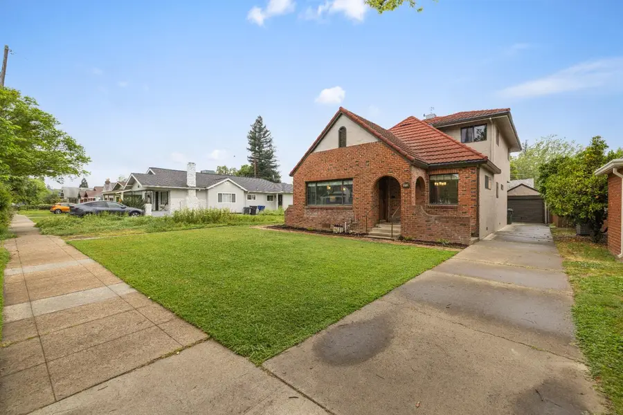 2124 Gerber Avenue, Sacramento, CA 95817 - #2